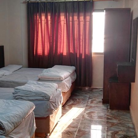 Sea Beach Hotel Aqaba Bagian luar foto