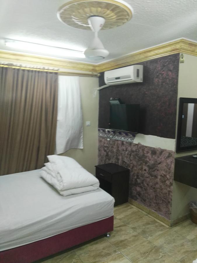 Sea Beach Hotel Aqaba Bagian luar foto
